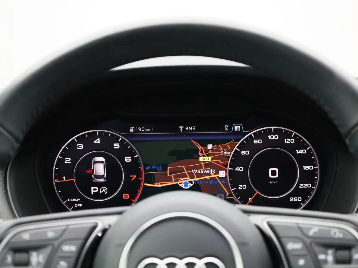 35 TFSI S edition 150 PK | S-line | Navigatie | Panoramadak | Camera | Parkeersensoren | Stoelverwarming | Elektrische Achterklep | Lichtmetalen velgen |
