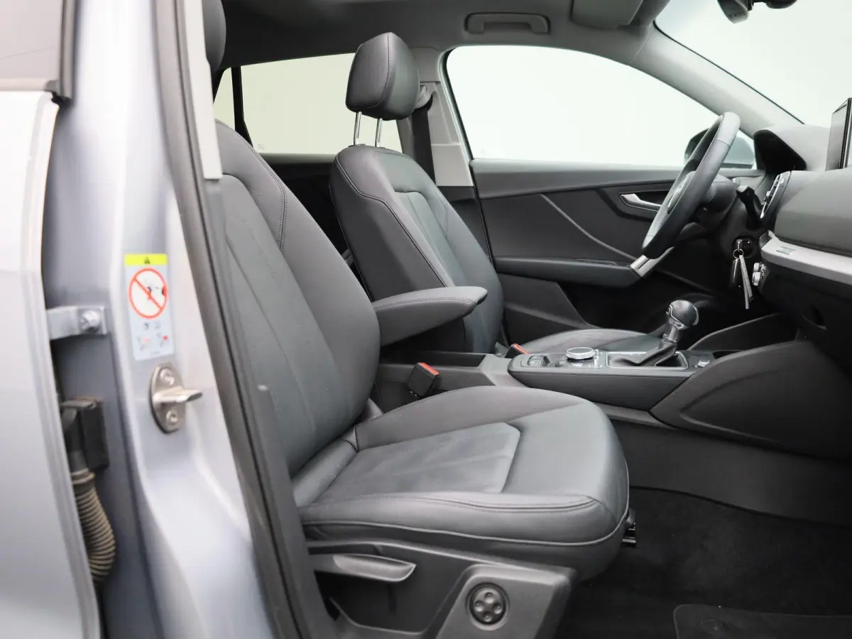 35 TFSI S edition 150 PK | S-line | Navigatie | Panoramadak | Camera | Parkeersensoren | Stoelverwarming | Elektrische Achterklep | Lichtmetalen velgen |