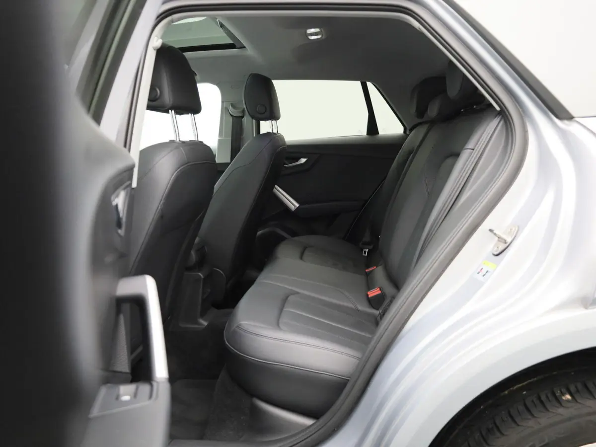 35 TFSI S edition 150 PK | S-line | Navigatie | Panoramadak | Camera | Parkeersensoren | Stoelverwarming | Elektrische Achterklep | Lichtmetalen velgen |