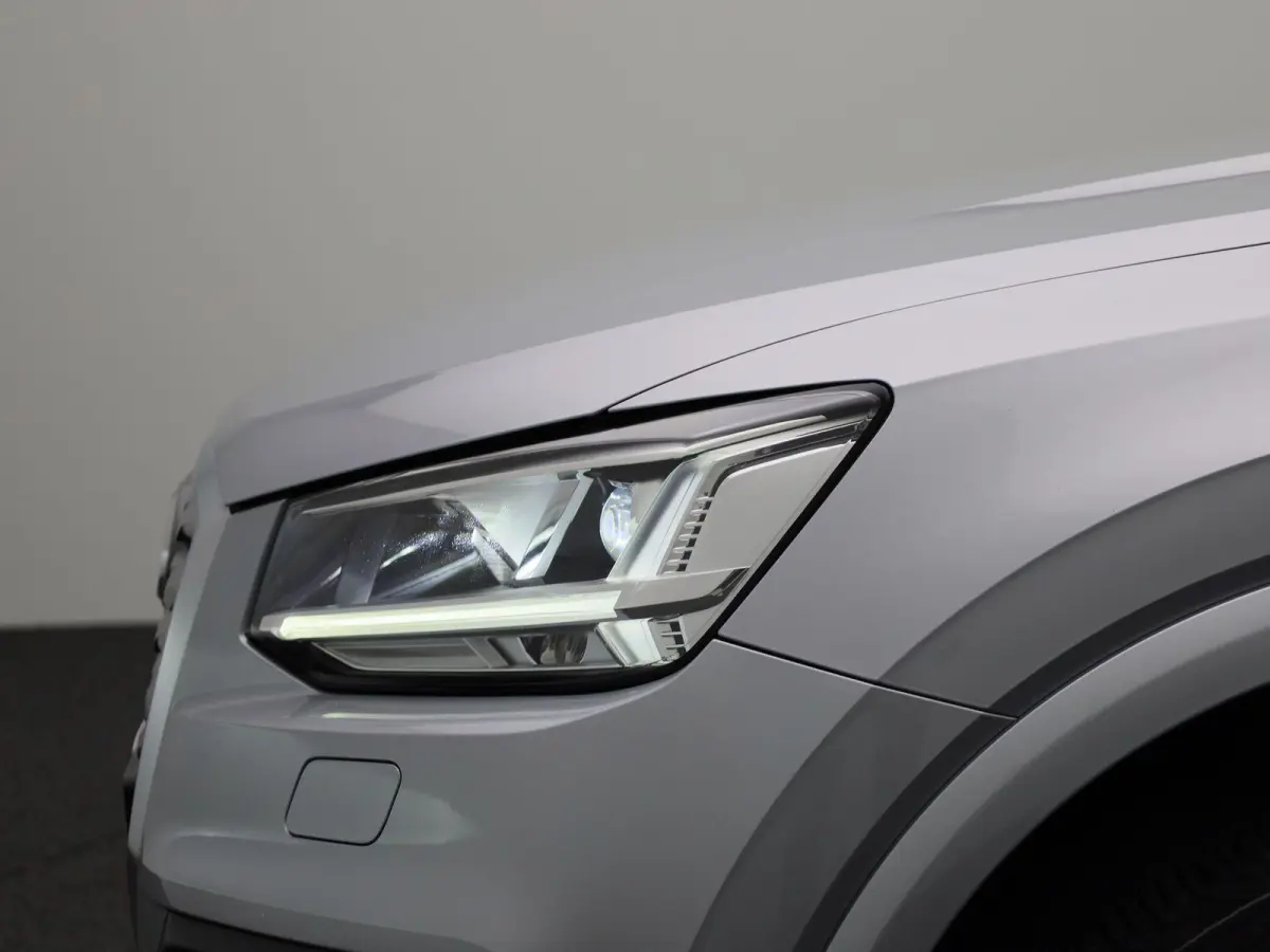 35 TFSI S edition 150 PK | S-line | Navigatie | Panoramadak | Camera | Parkeersensoren | Stoelverwarming | Elektrische Achterklep | Lichtmetalen velgen |