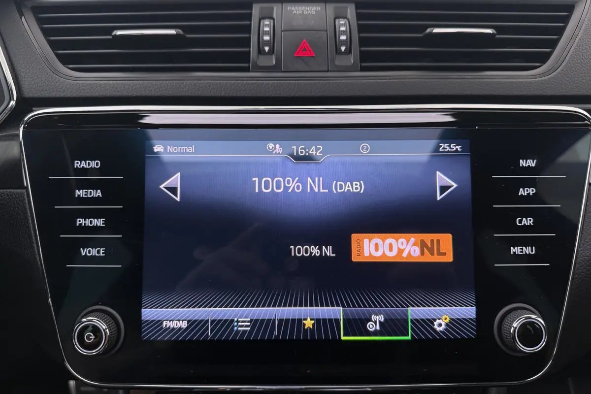 218 PK PHEV Aut. Sportline Pano-Dak Adapt. Cruise Trekhaak