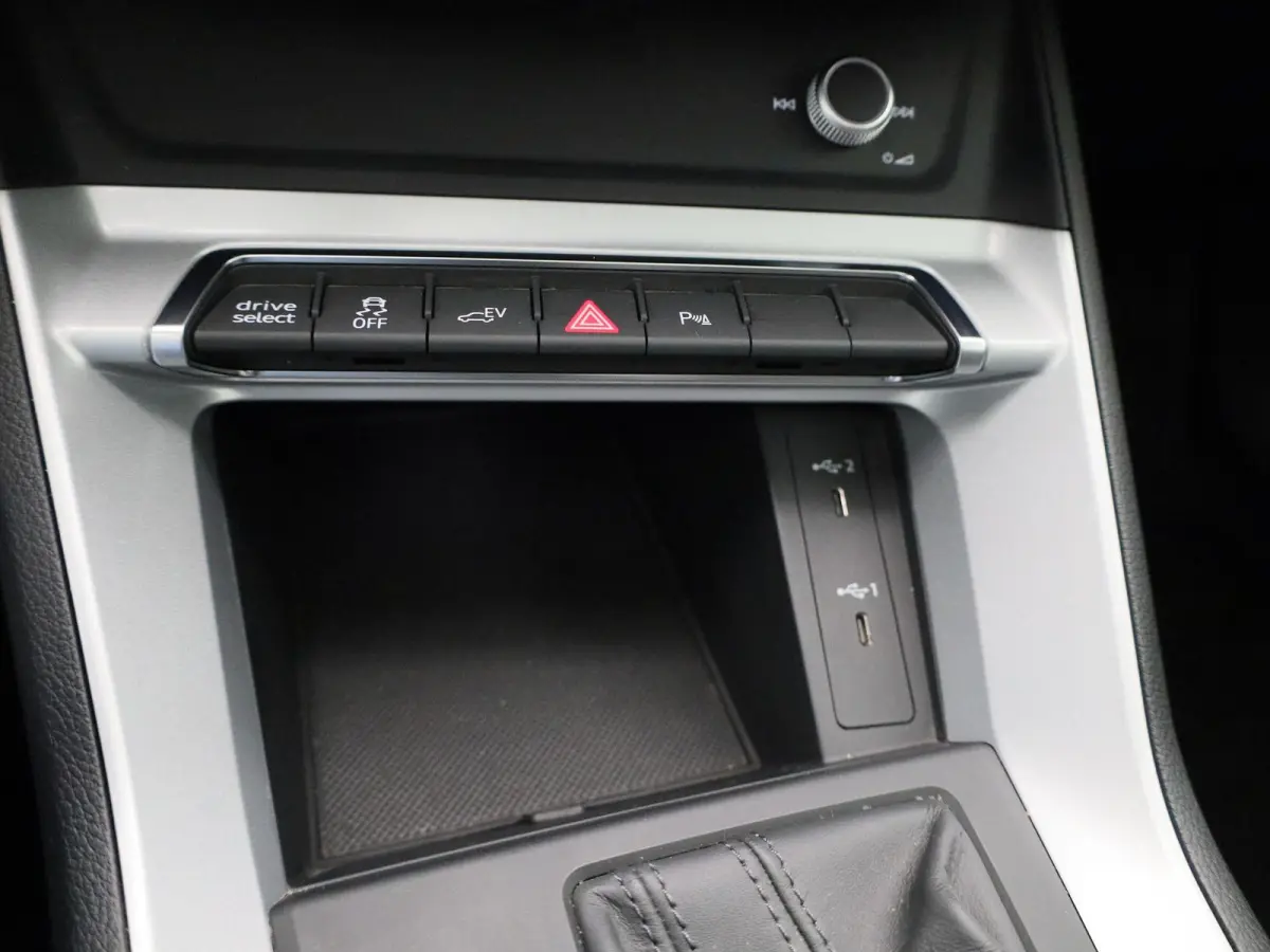 45 TFSI e S Edition 245 PK | S-line | Camera | Panoramadak | Stoelverwarming | Leder | Climate Control |