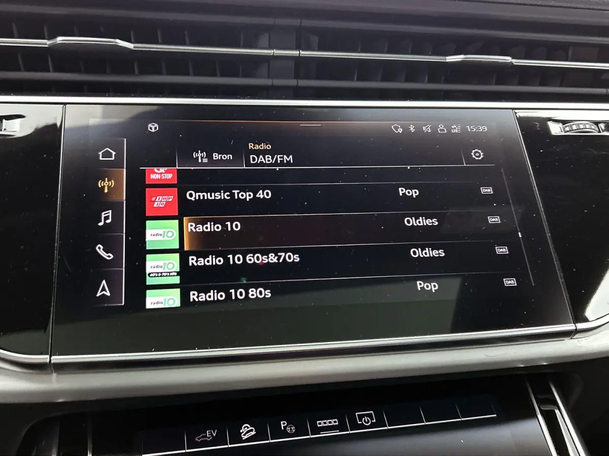 55 TFSI e quattro Pro Line 381 PK | S-line | Panoramadak | Camera | Bang & Olufsen sound system | Adaptive cruise control | Adaptive air suspension | Trekhaak |