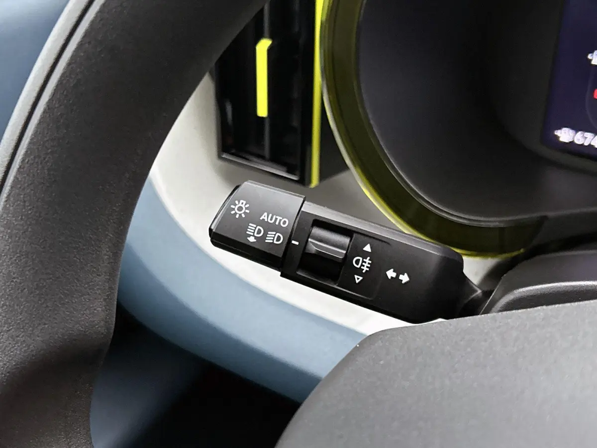 1.2 110pk Hybrid ICON Automaat | Apple Carplay/Android Auto | Airco | Cruise Control | Parkeersensoren |