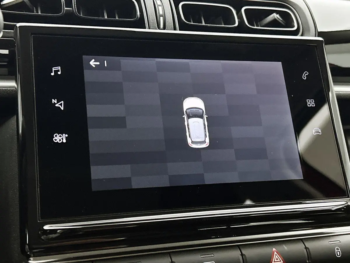 1.2 82pk Feel | 1ste Eigenaar | Navigatie | Climate Control | Cruise Control | Parkeersensoren | LED | 16"LMV | Apple Carplay/Android Auto |