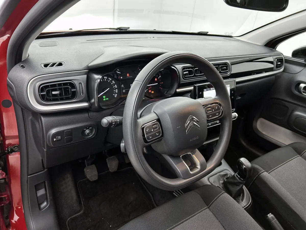1.2 82pk Feel | 1ste Eigenaar | Navigatie | Climate Control | Cruise Control | Parkeersensoren | LED | 16"LMV | Apple Carplay/Android Auto |