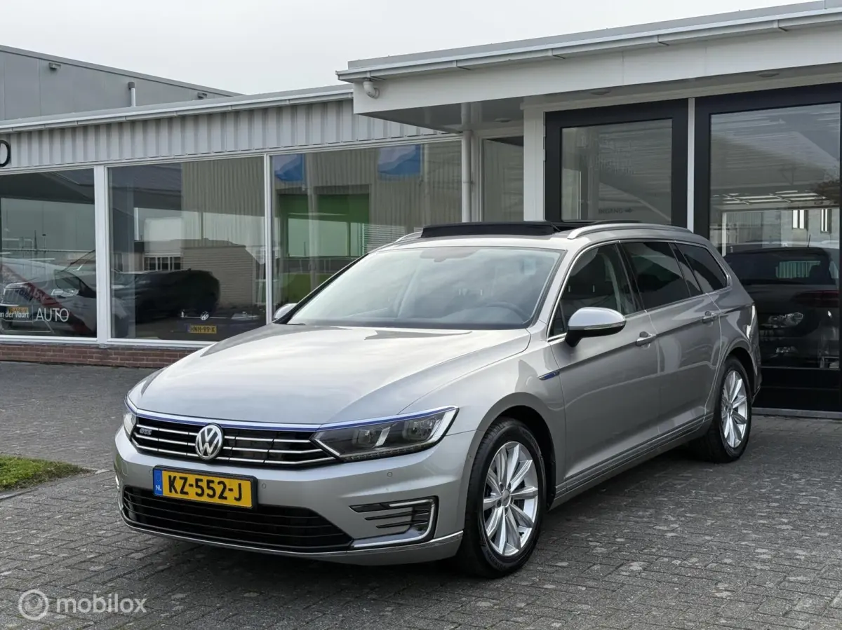 1.4 TSI GTE Connected Series Plus