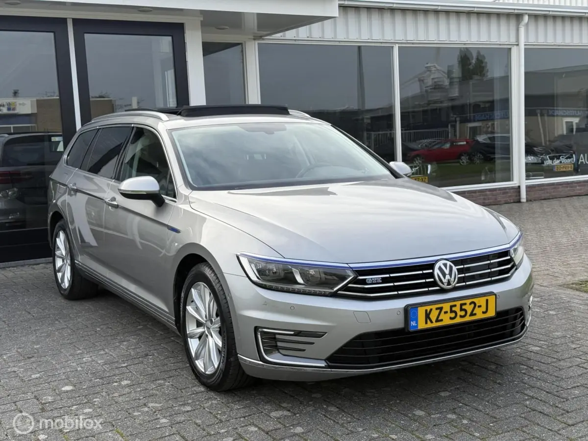 1.4 TSI GTE Connected Series Plus
