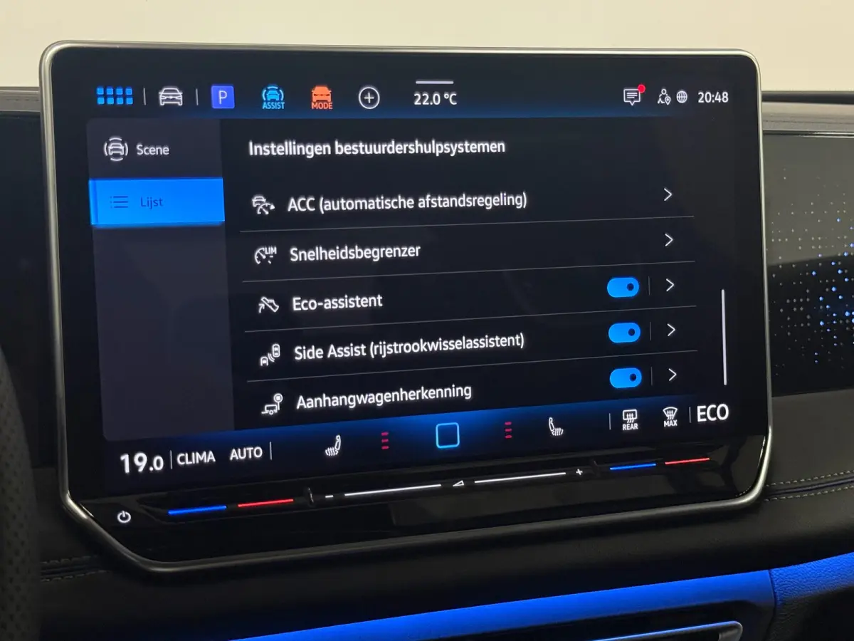 1.5 eHybrid R-Line Black Style Pano Headup 360 Massage Trekhaak