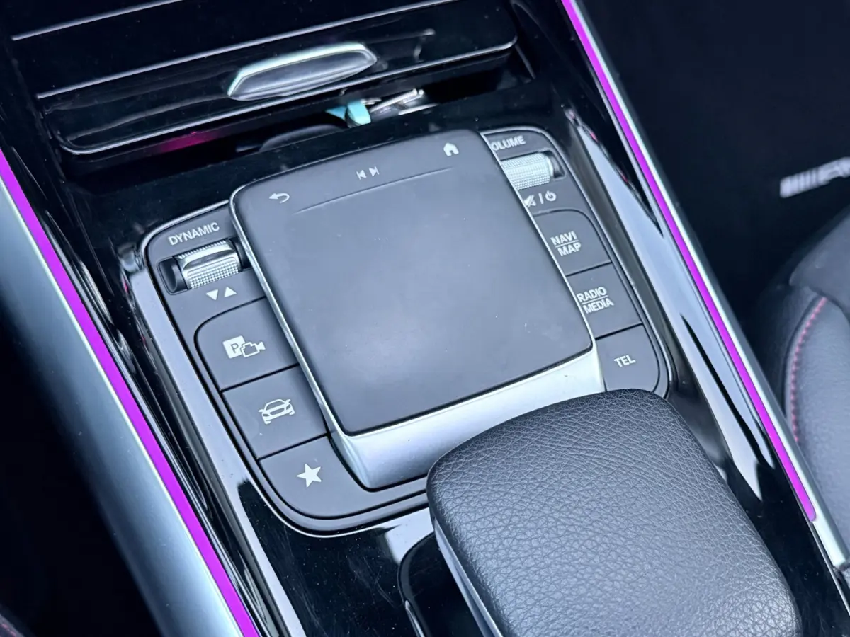 250 e AMG Line|PANO|T.HAAK|MULTIBEAM|SFEERVER.|CARBON|