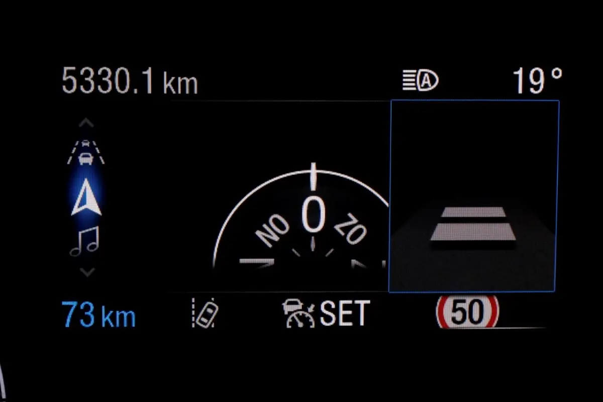 350 L2H3 68 kWh Trend 100% Elektrisch Snellader/Airco/Navi SOH 99% 12-2024