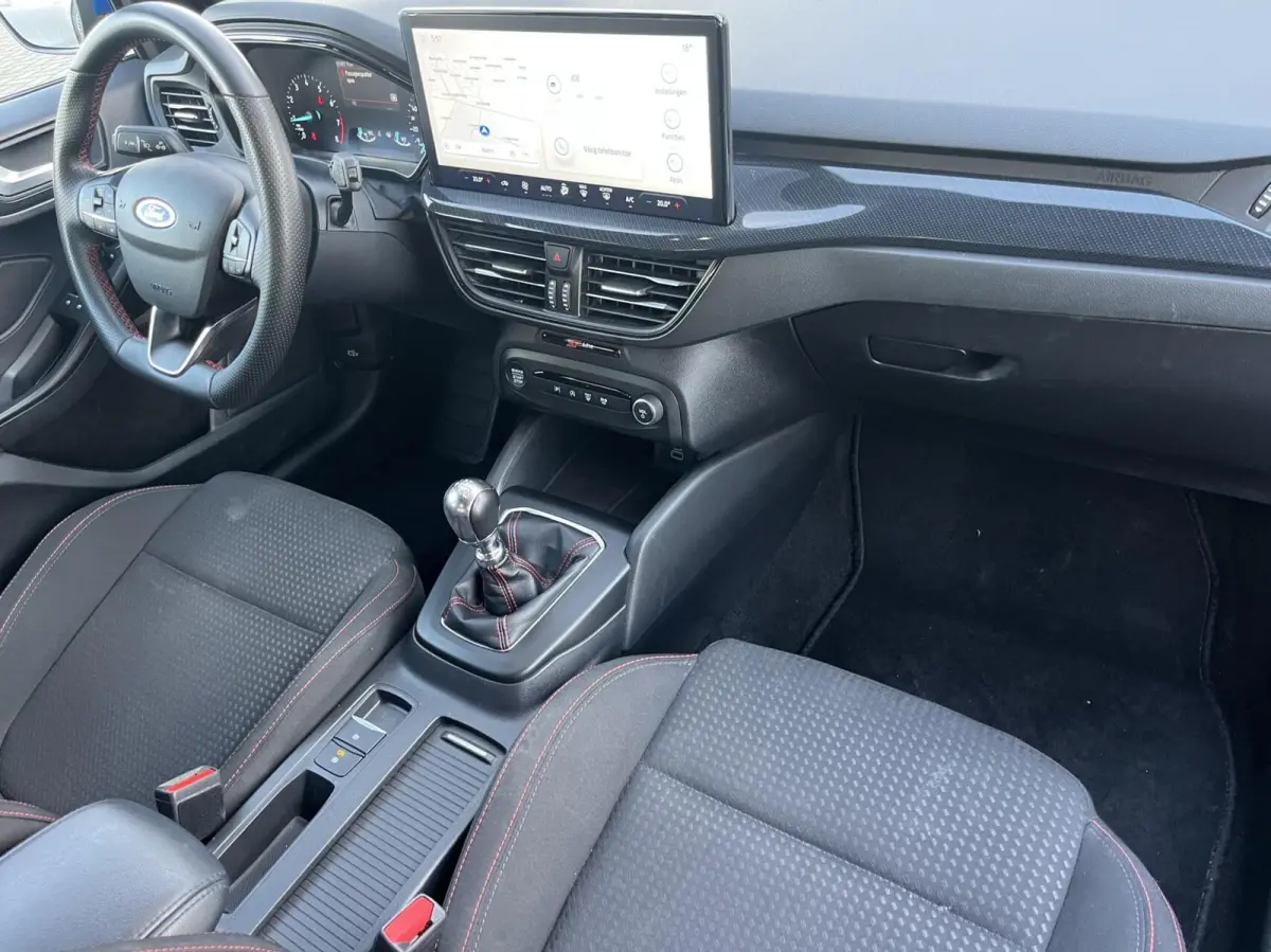 EcoBoost Hybrid ST Line GROOTSCHERM+NL AUTO+LED