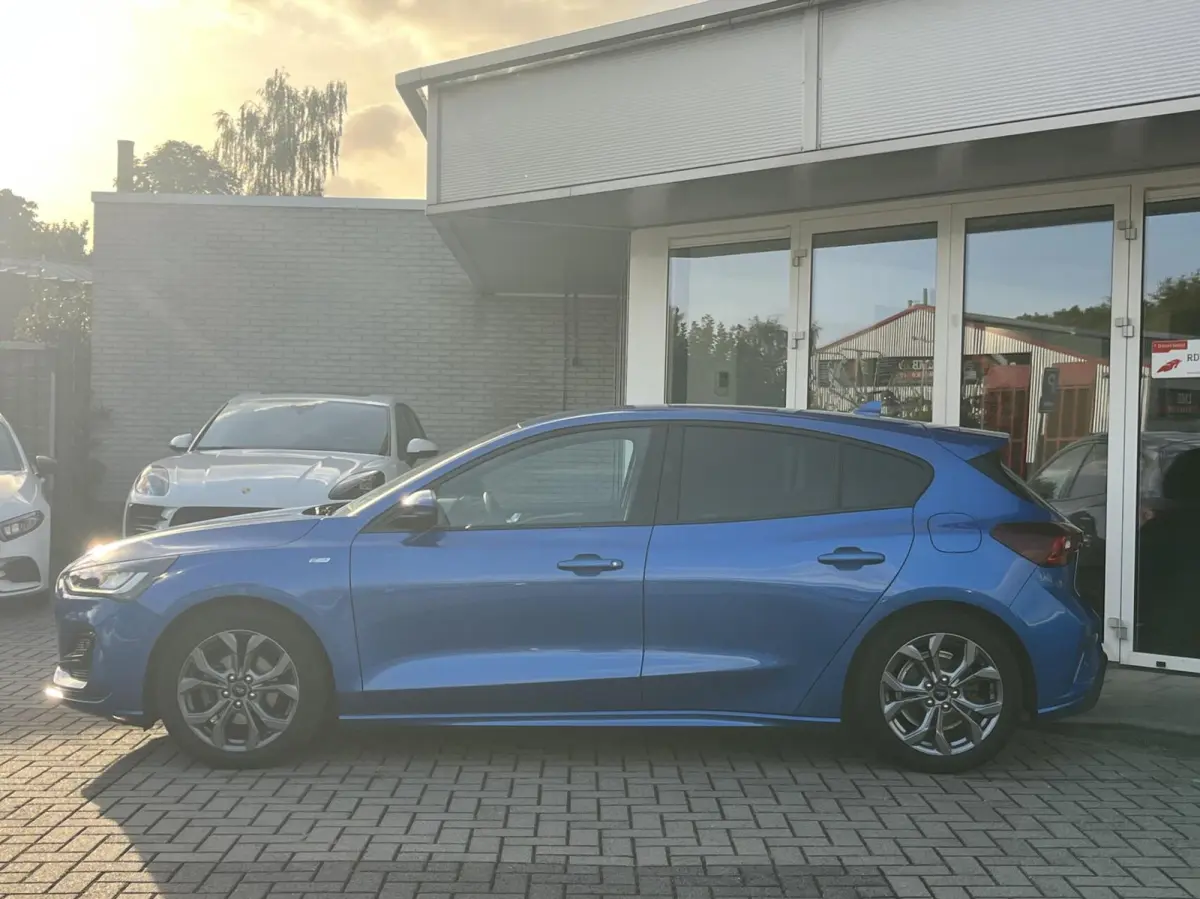 EcoBoost Hybrid ST Line GROOTSCHERM+NL AUTO+LED