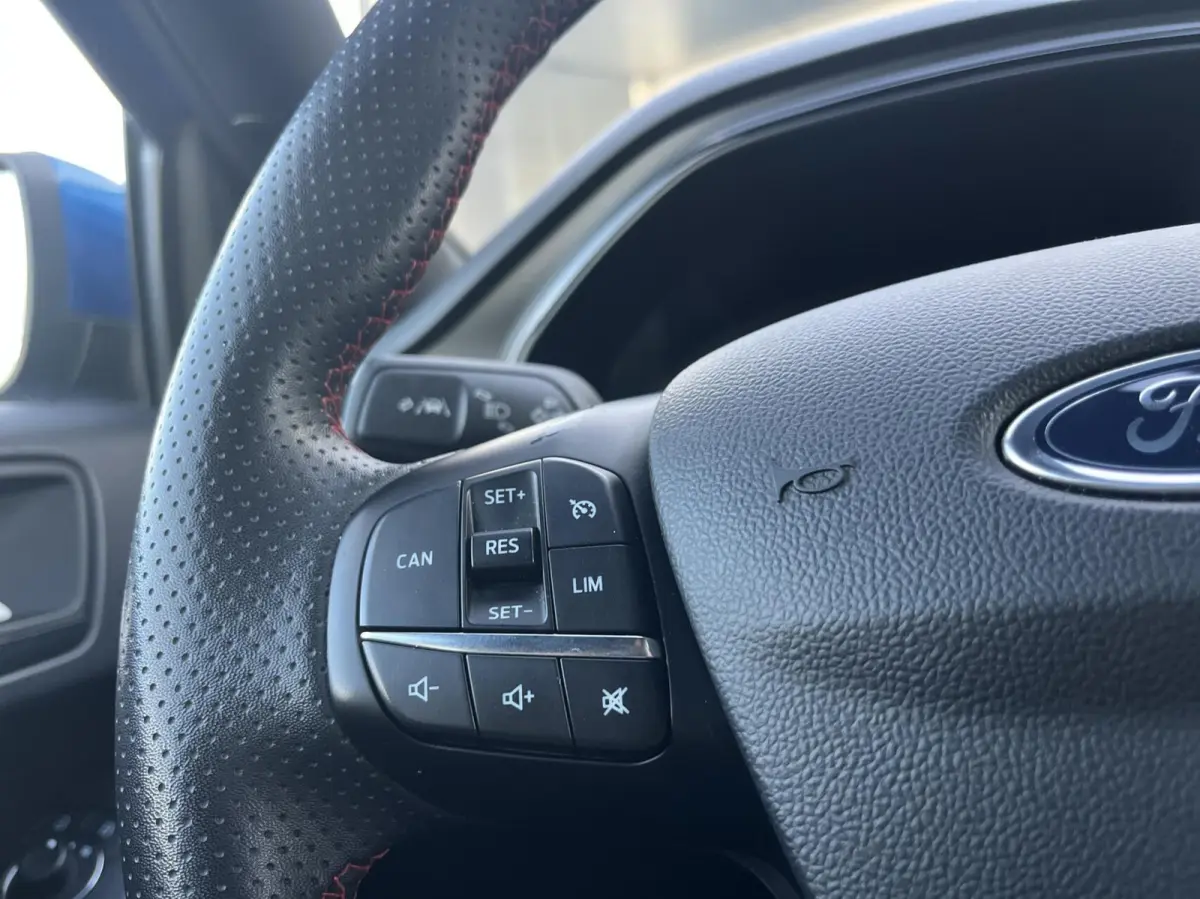 EcoBoost Hybrid ST Line GROOTSCHERM+NL AUTO+LED