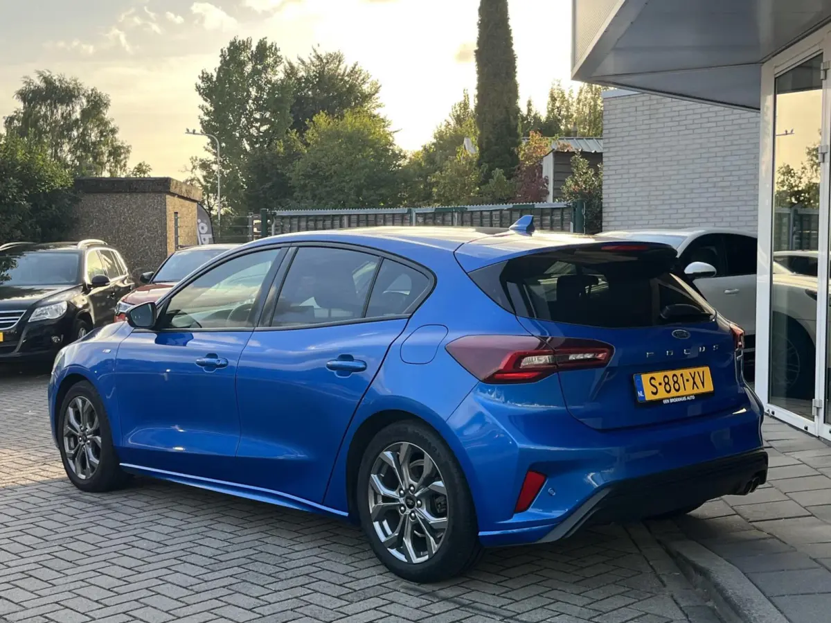 EcoBoost Hybrid ST Line GROOTSCHERM+NL AUTO+LED