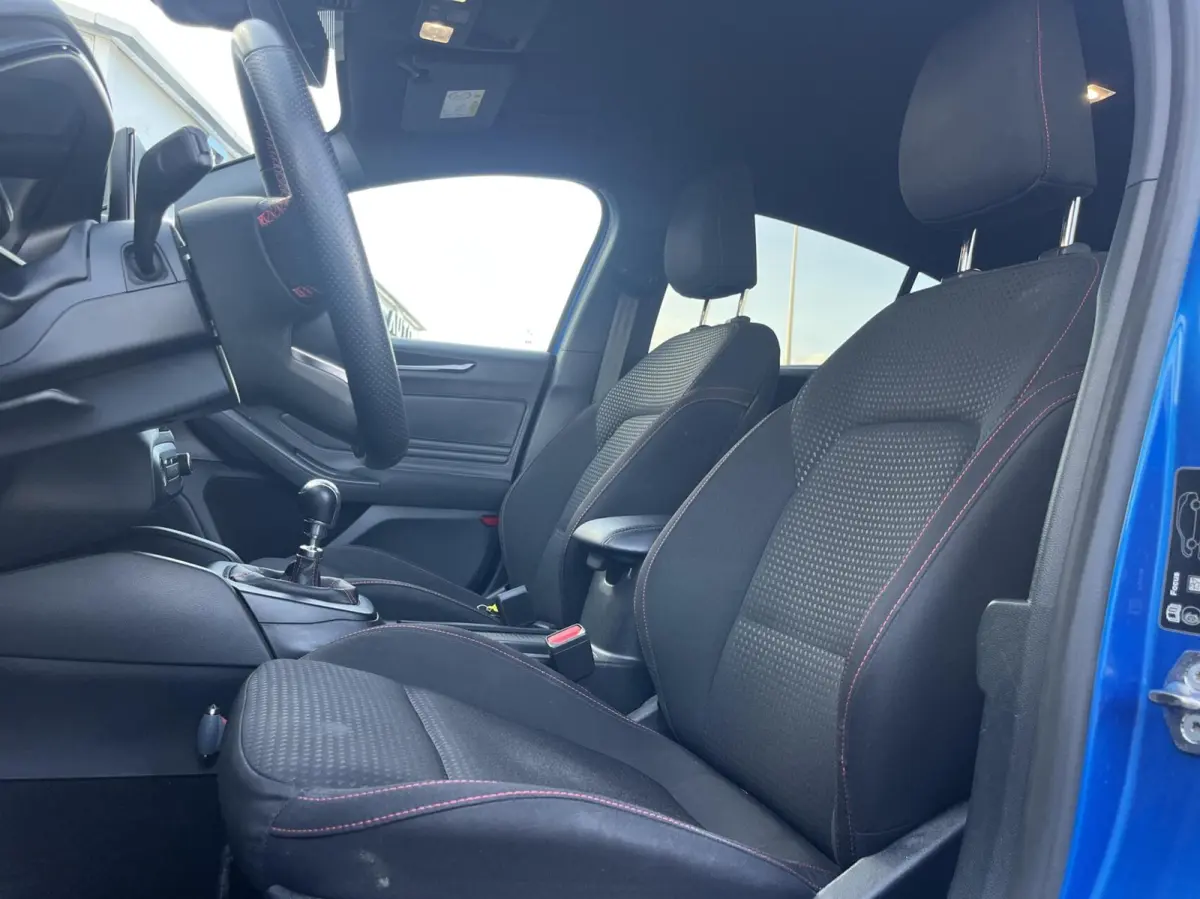 EcoBoost Hybrid ST Line GROOTSCHERM+NL AUTO+LED