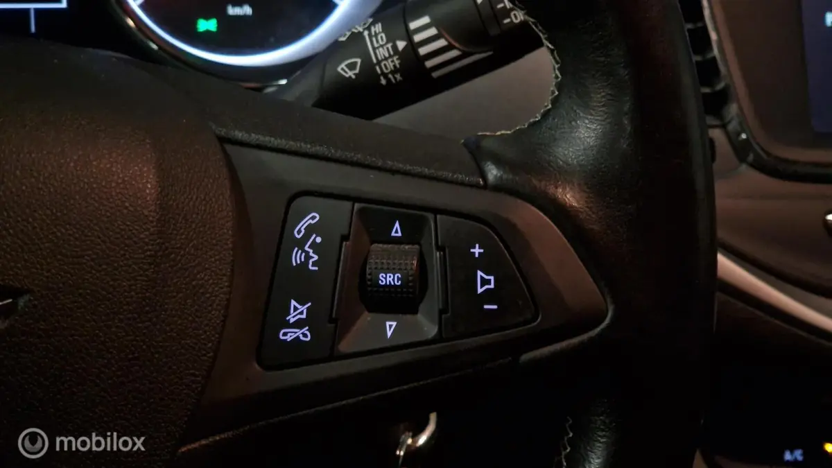 1.0 Turbo Online Edition Clima Cruise Navi LMV