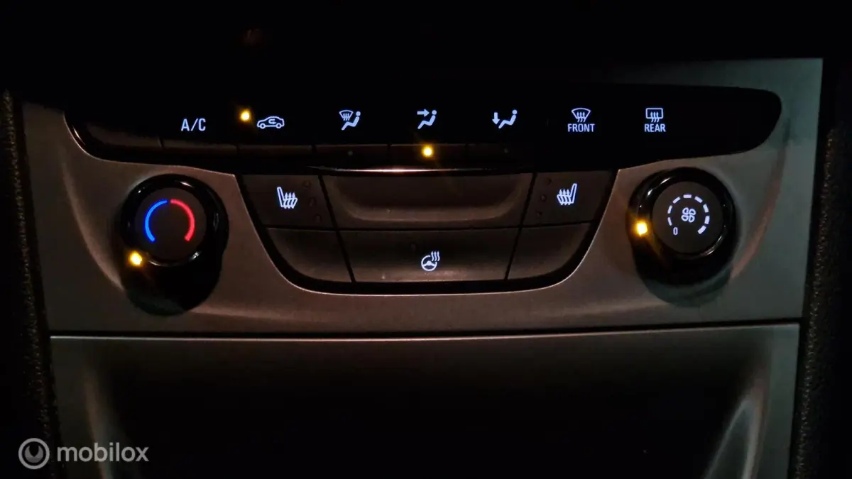 1.0 Turbo Online Edition Clima Cruise Navi LMV