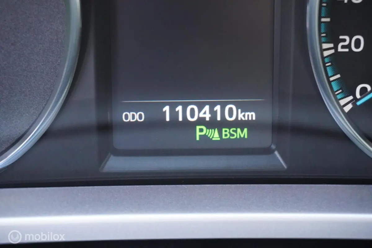 2.5 Hybrid AWD Style