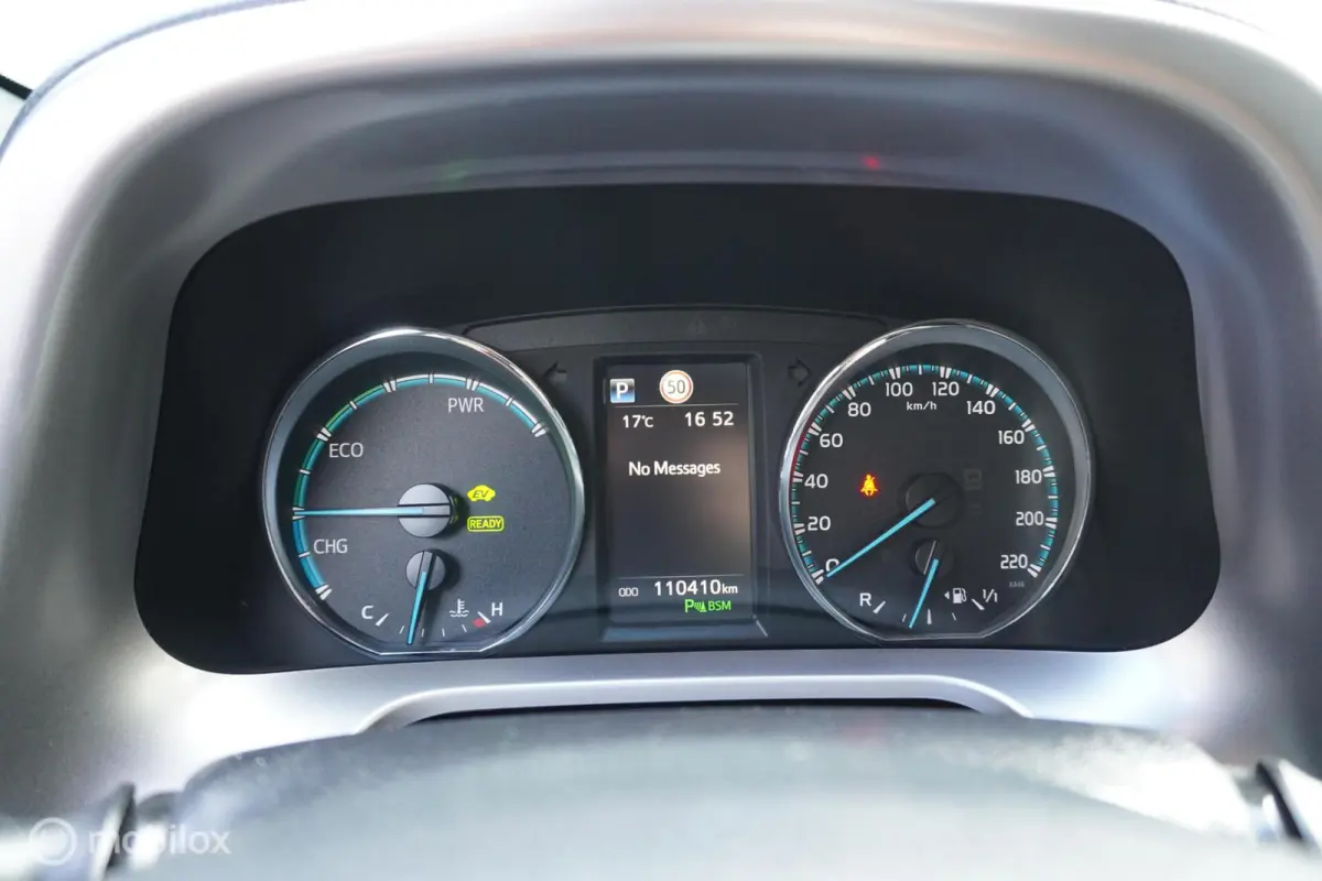 2.5 Hybrid AWD Style