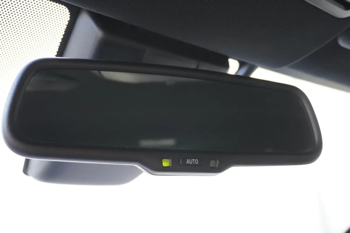 2.5 Hybrid AWD Style