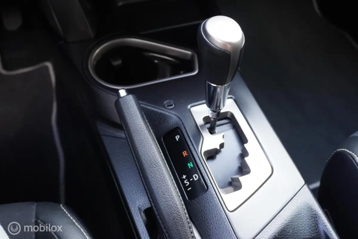 2.5 Hybrid AWD Style