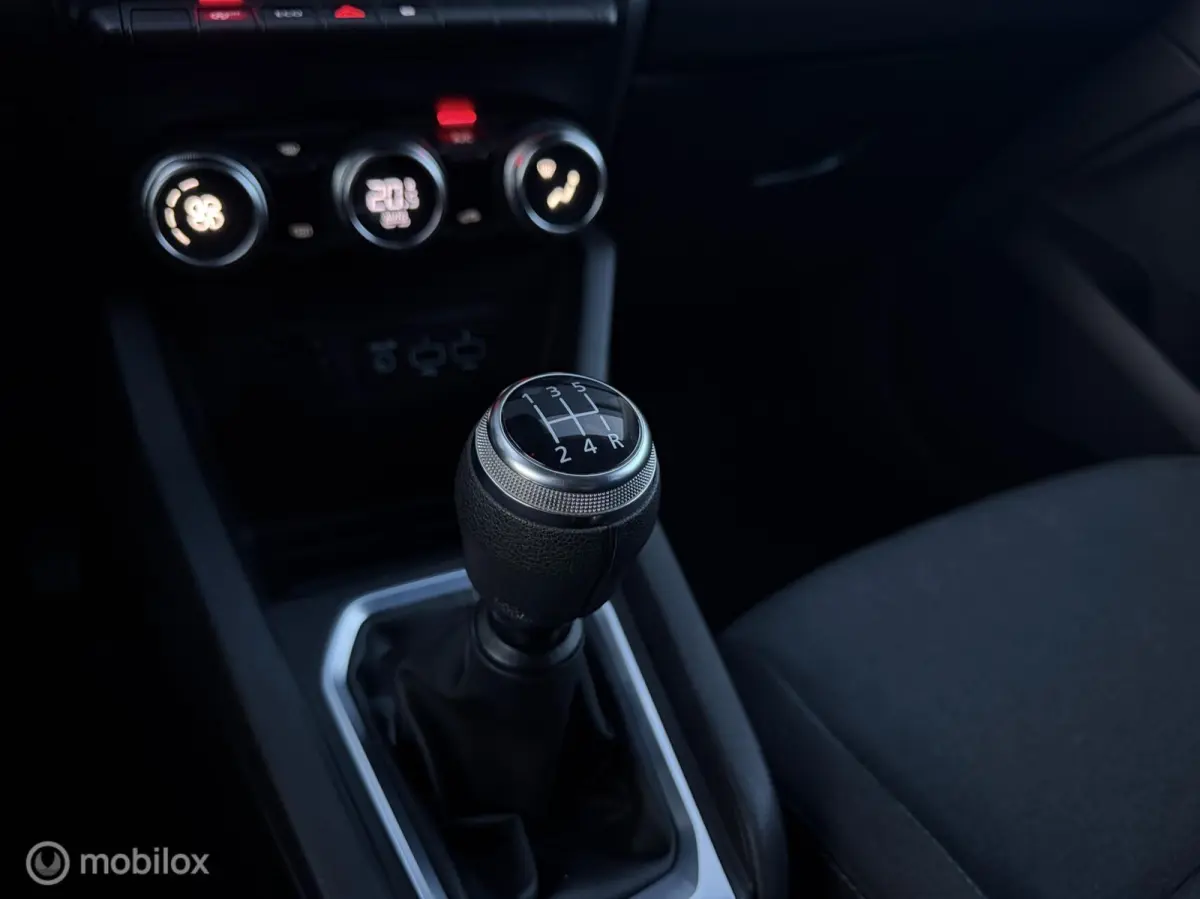 1.0 TCe Zen/Carplay/LED/Climate/Cruise/Keyless