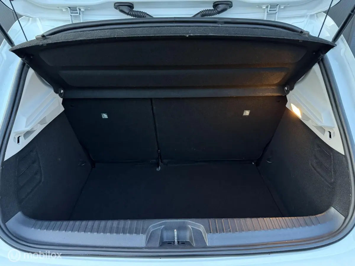 1.0 TCe Zen/Carplay/LED/Climate/Cruise/Keyless