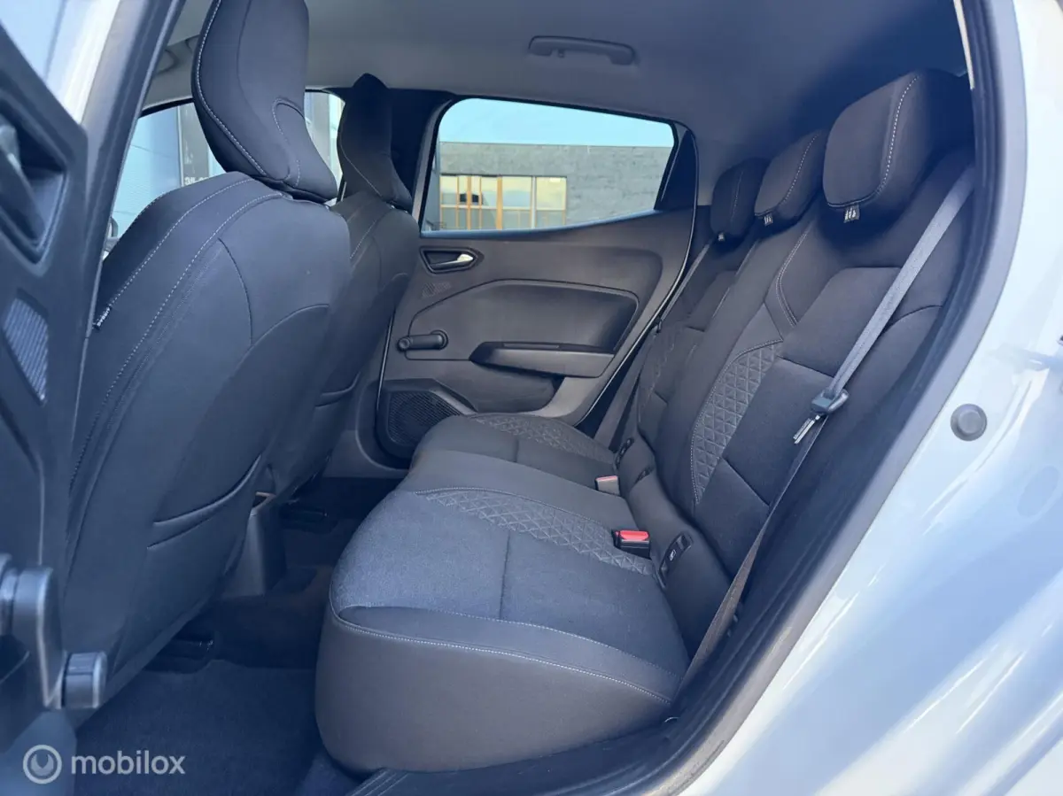 1.0 TCe Zen/Carplay/LED/Climate/Cruise/Keyless