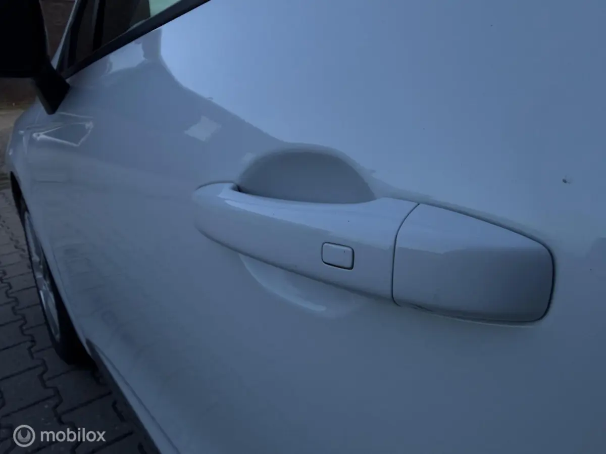 1.0 TCe Zen/Carplay/LED/Climate/Cruise/Keyless