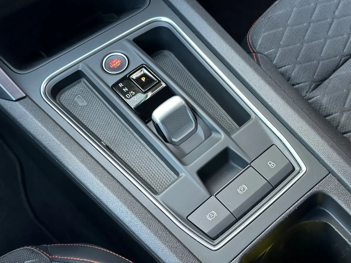 1.5 eTSI FR Aut Leer Navi Camera Carplay