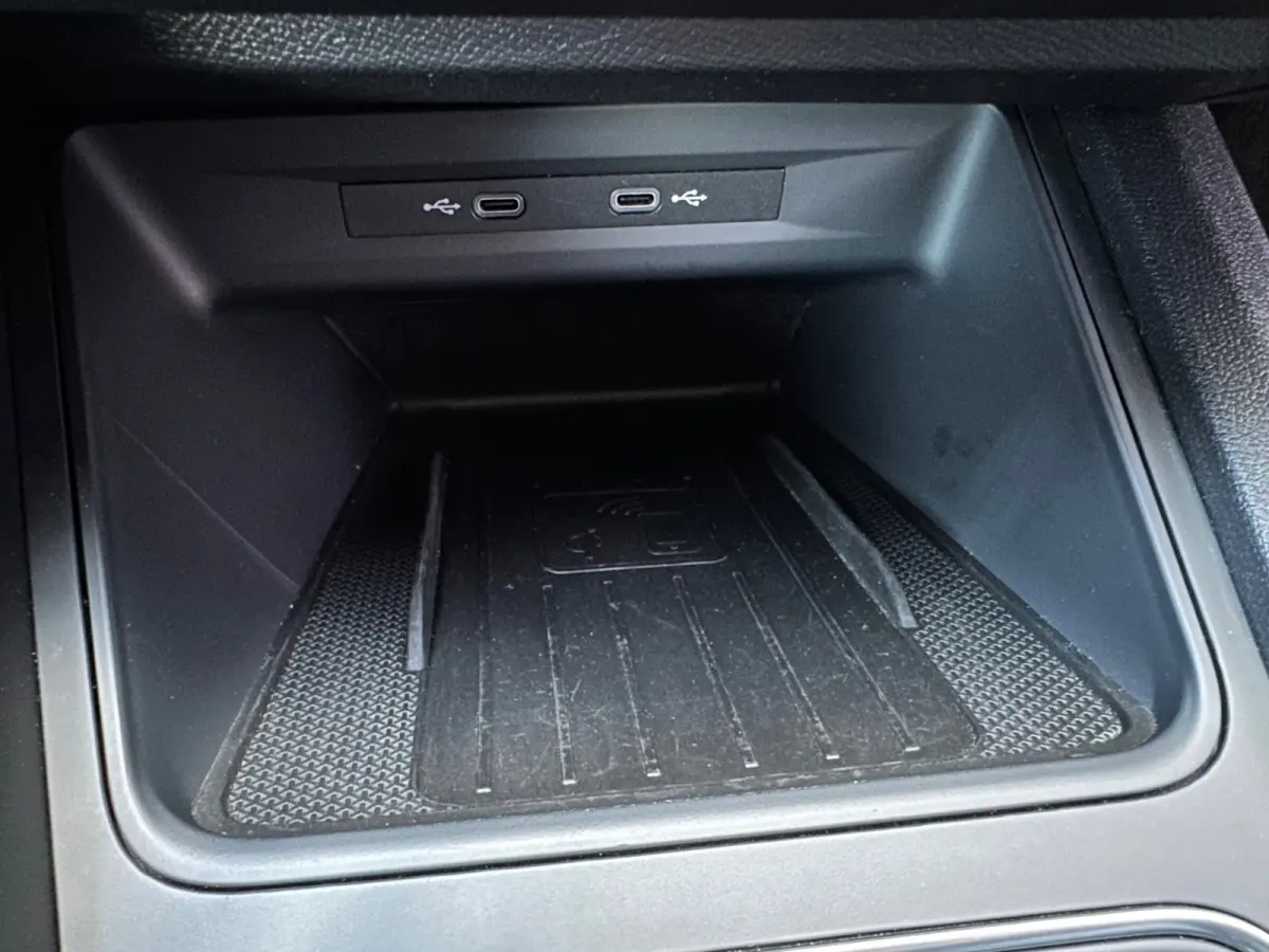 1.5 eTSI FR Aut Leer Navi Camera Carplay