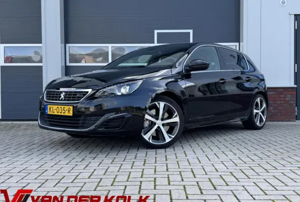 1.6 e-Turbo GT 205 | Alcantara/Leder | Navigatie | Cruise | Climate | LED | Trekhaak | Sensoren