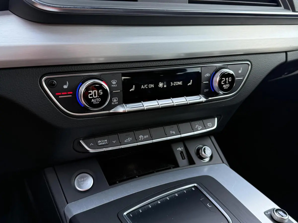 55 TFSI e quattro Competition | Digital Cockpit | Full LED | Half Leder | Navigatie | Adaptive Cruise | Climate | Stoelverwarming | Trekhaak | Sensoren