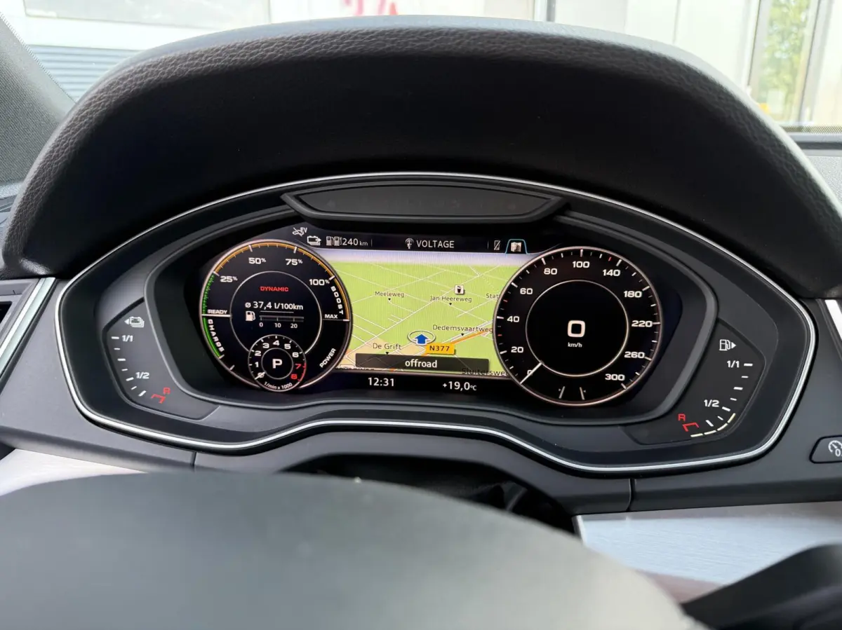 55 TFSI e quattro Competition | Digital Cockpit | Full LED | Half Leder | Navigatie | Adaptive Cruise | Climate | Stoelverwarming | Trekhaak | Sensoren