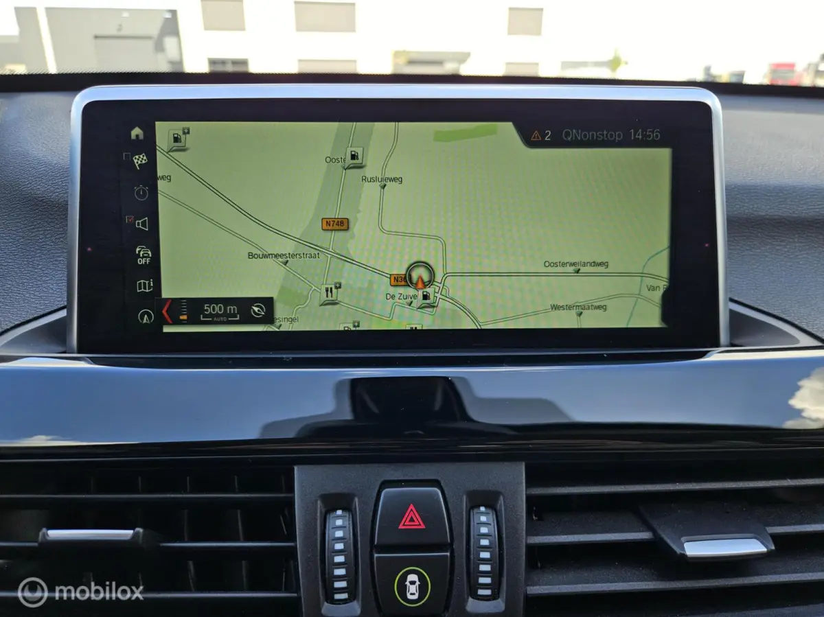 sDrive18i High Executive Automaat HUD | Camera | LED
