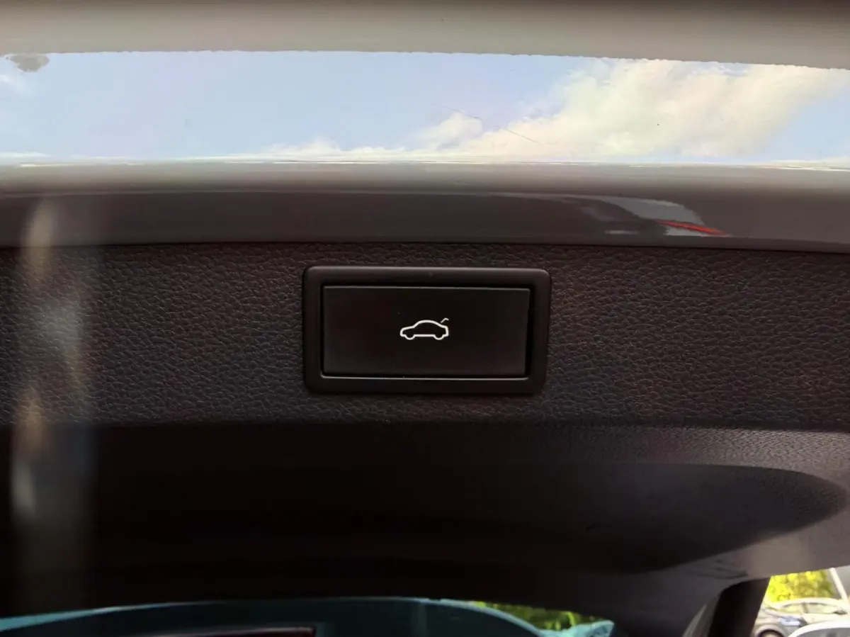 1.5 TSI ACT DSG AUT. Business Edition Plus TREKH | STOEL/STUURVERW | ADAPT.CRUISE | CARPLAY | DIGI.DASHB | KEYLESS | ELEK.A.KLEP