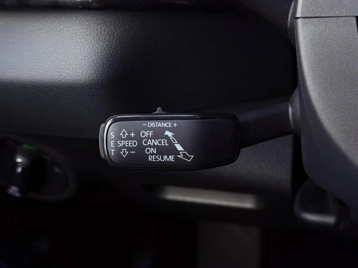 1.5 TSI ACT DSG AUT. Business Edition Plus TREKH | STOEL/STUURVERW | ADAPT.CRUISE | CARPLAY | DIGI.DASHB | KEYLESS | ELEK.A.KLEP