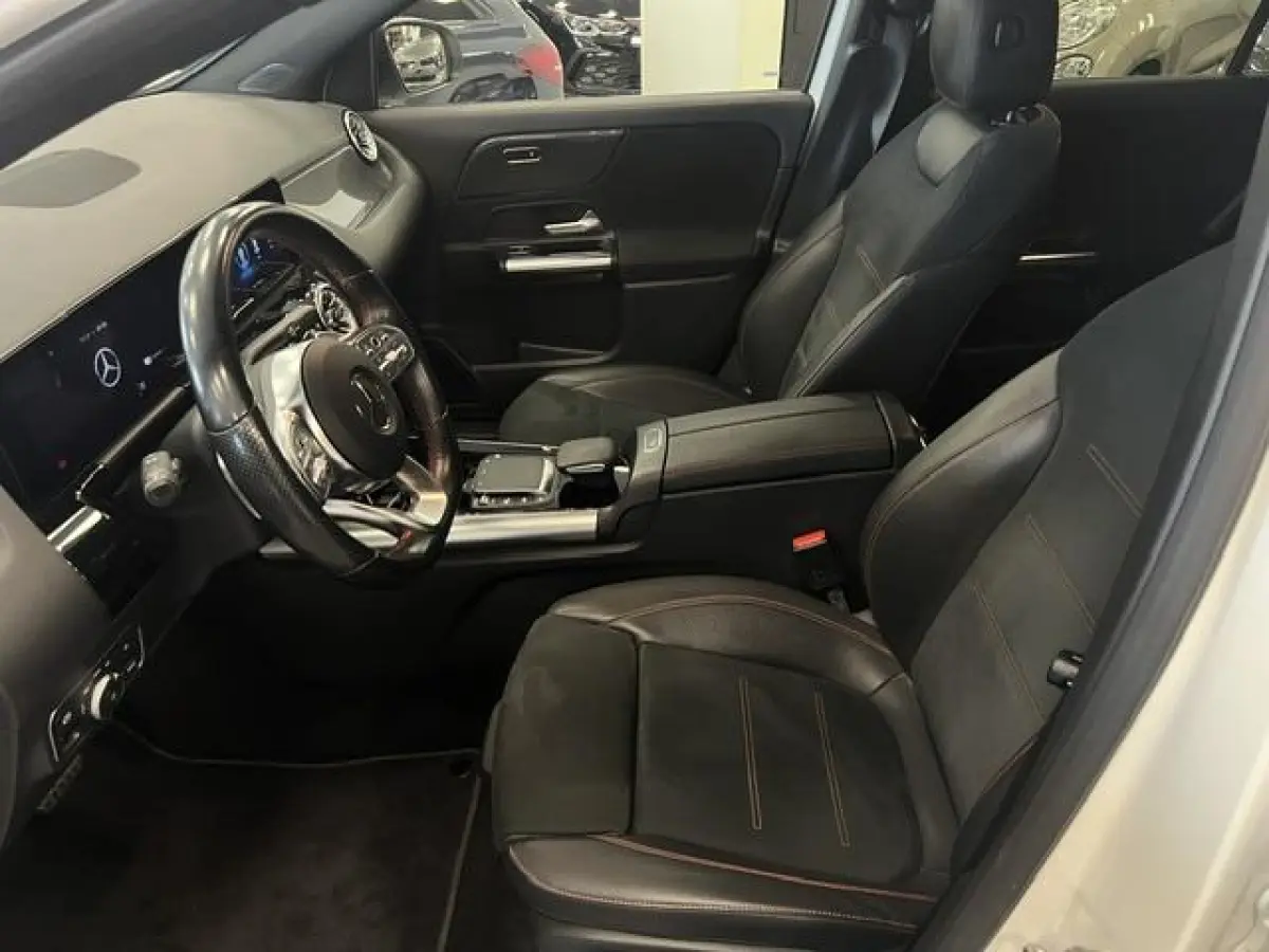 250 e AMG Line PLUG-IN HYBRID / PANODAK / LEDER / TREKH. / 1e eig. /