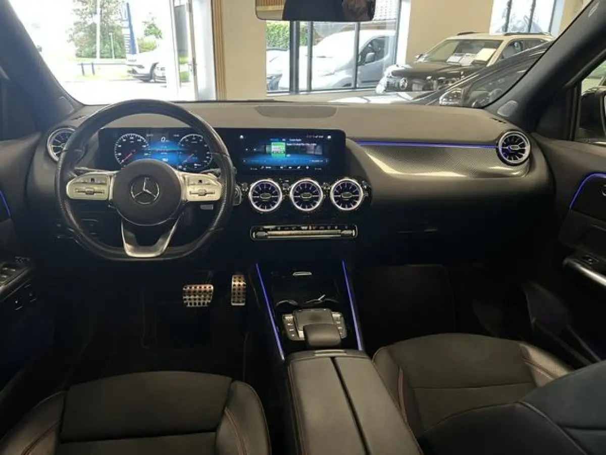 250 e AMG Line PLUG-IN HYBRID / PANODAK / LEDER / TREKH. / 1e eig. /