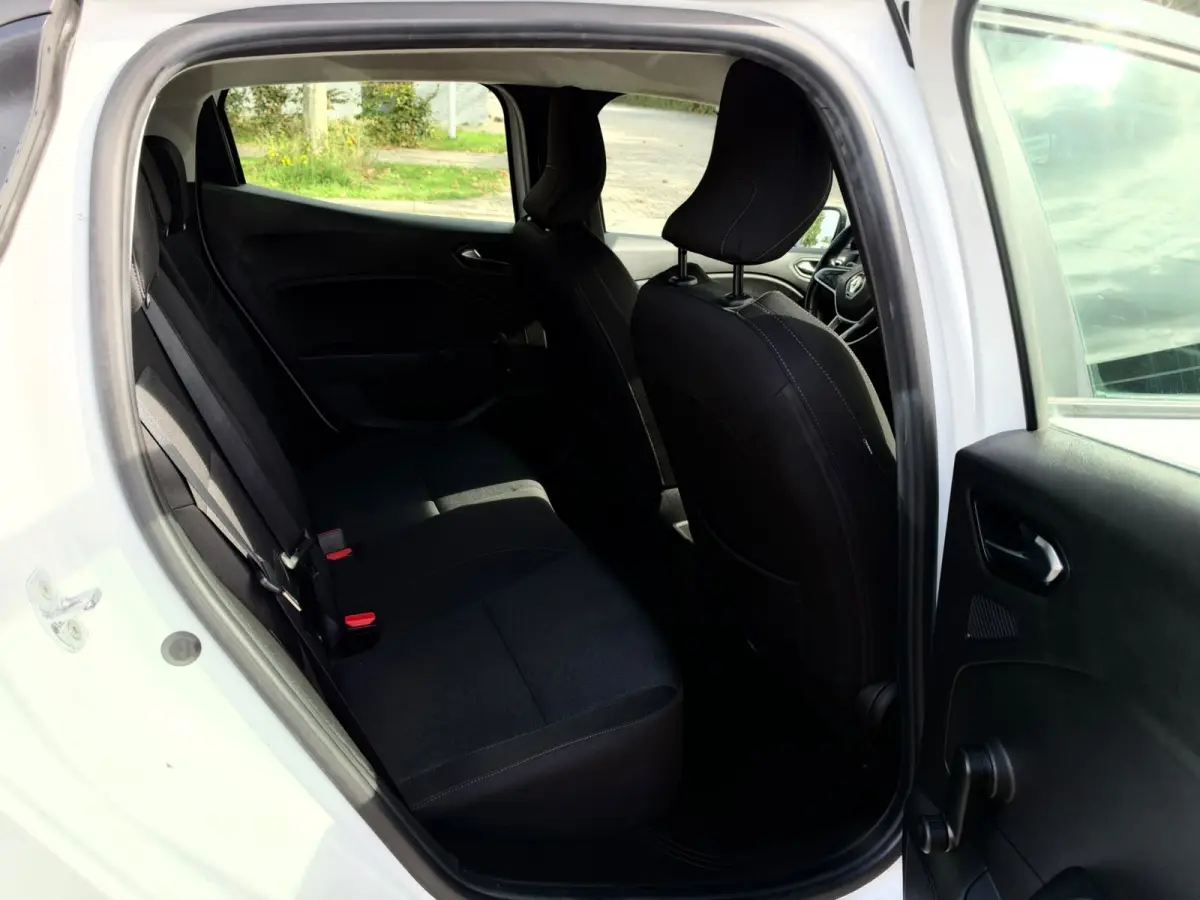 1.0 TCe Zen, Navigatie, CarPlay/Android, Stoel verwarming, Airco, 1ste eigenaar, inc btw, Dealer auto