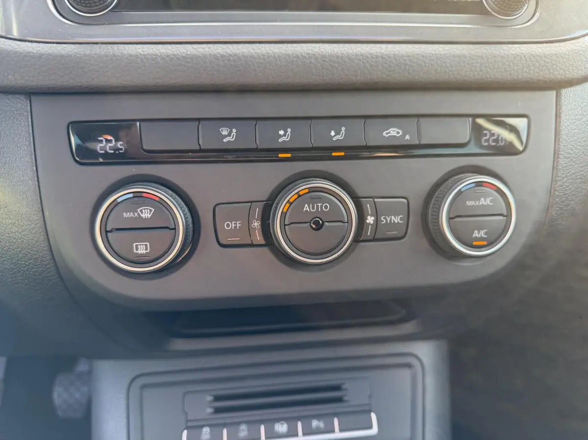 1.4 TSI Sport&Style panodak boekjes trekh