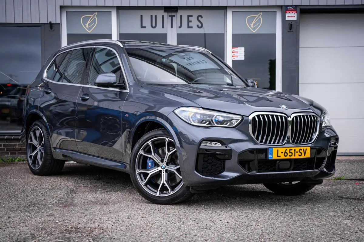 xDrive45e M-Sport NL-auto|1e-eig.|Pano|Laser|H&K|Elek-Trekhaak|360°|Dealeronderhouden