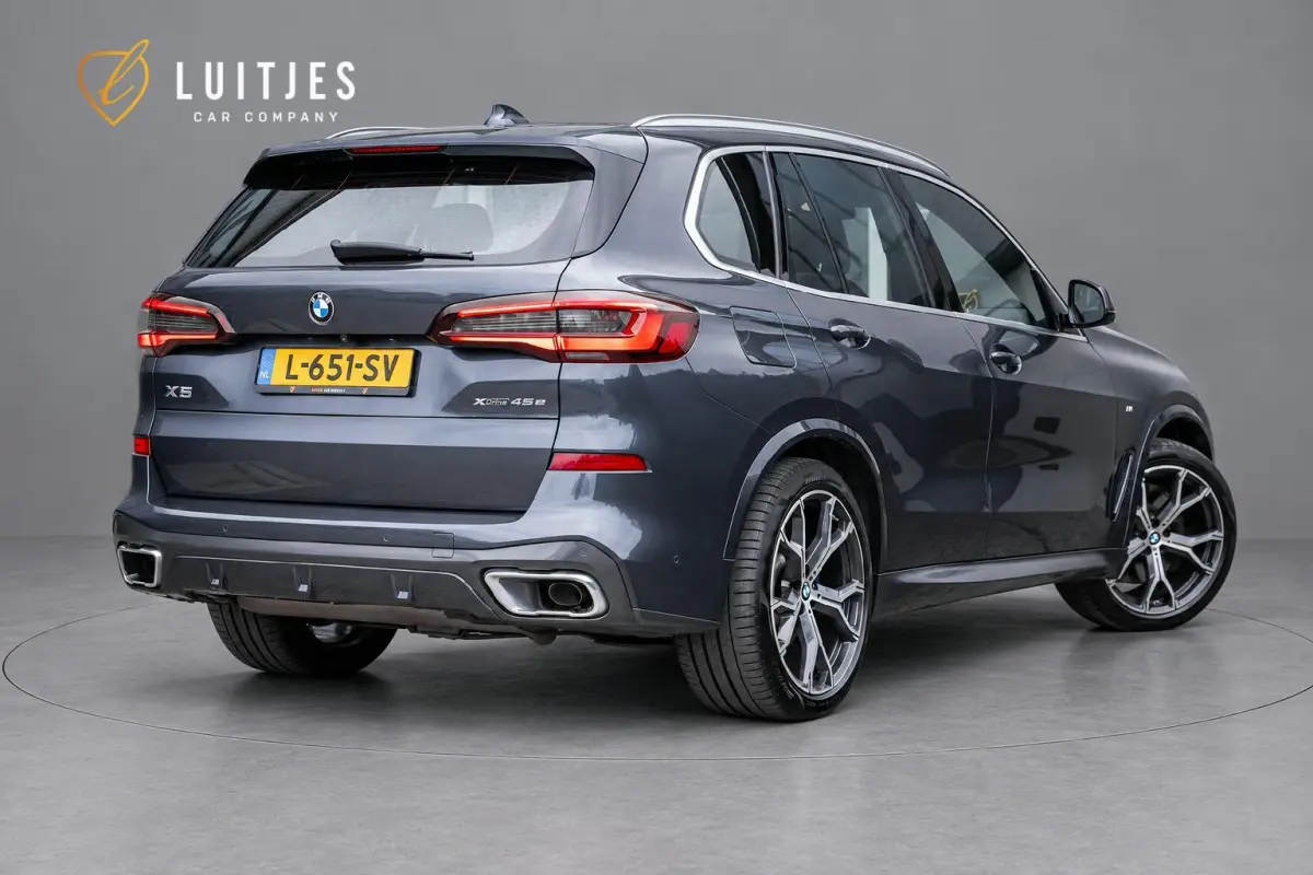 xDrive45e M-Sport NL-auto|1e-eig.|Pano|Laser|H&K|Elek-Trekhaak|360°|Dealeronderhouden