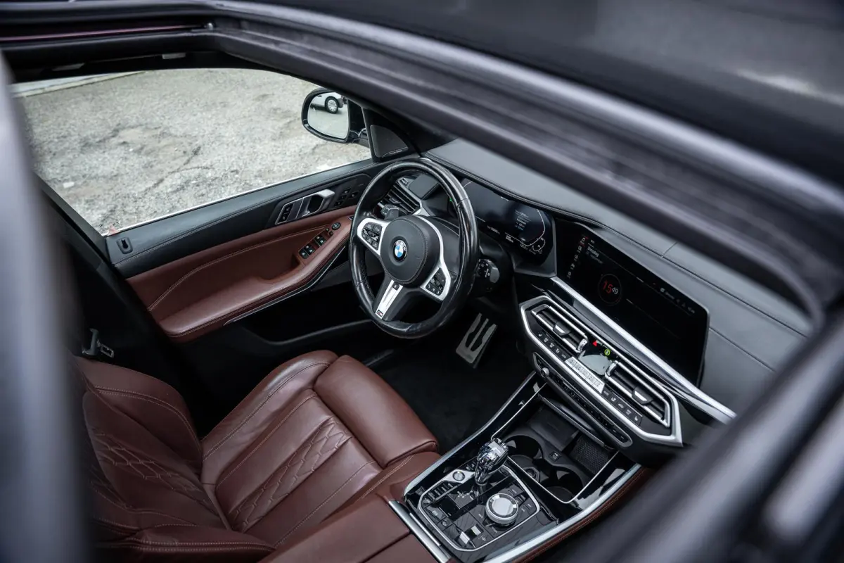 xDrive45e M-Sport NL-auto|1e-eig.|Pano|Laser|H&K|Elek-Trekhaak|360°|Dealeronderhouden