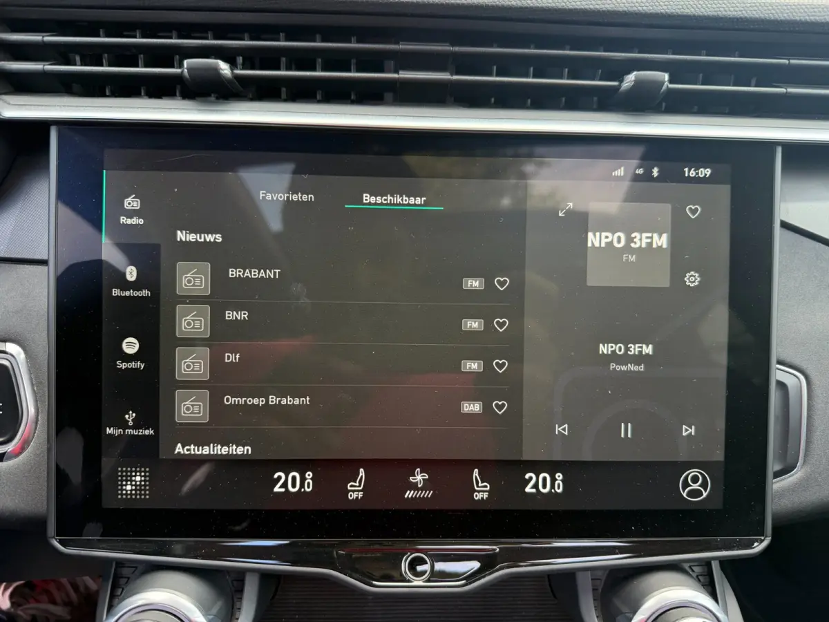 1.5 More PHEV Panorama, Winter pack, Navi, Camera etc. etc.