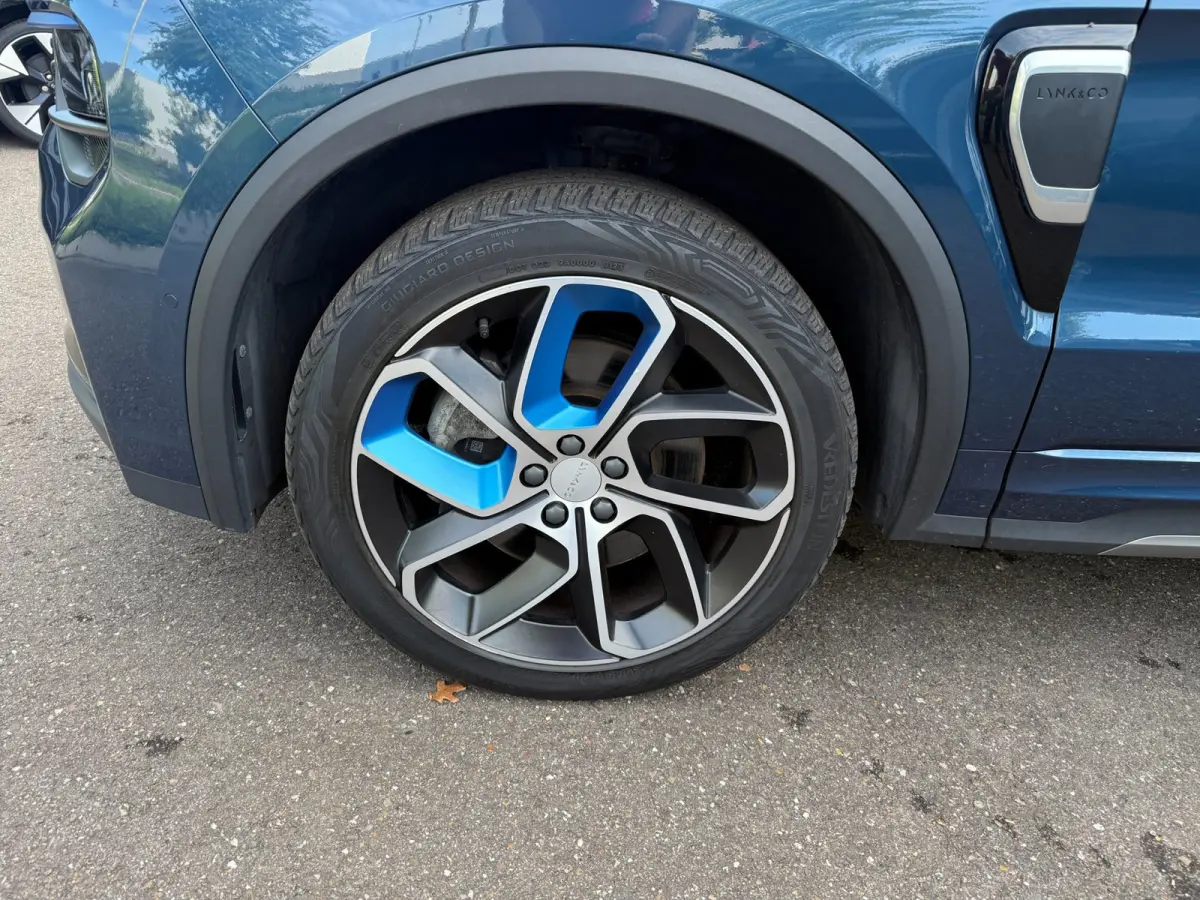 1.5 More PHEV Panorama, Winter pack, Navi, Camera etc. etc.