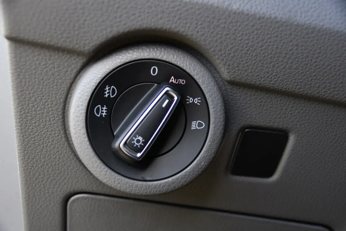 2.0 TDI L2H1 Bulli Virtual, Adaptieve Cruise, Camera, Carplay, LED, 150pk, Stoelverwarming, Multimedia, Sensoren, Trekhaak, Uniek!