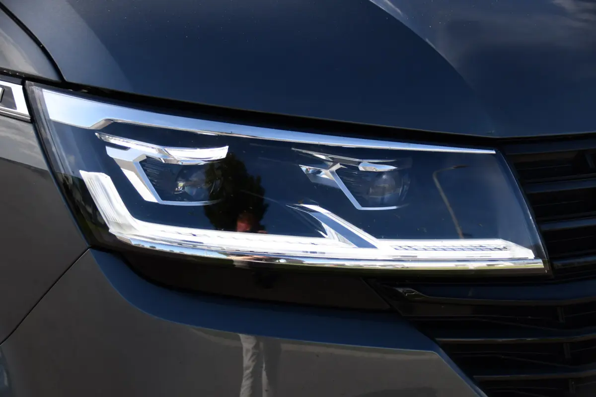 2.0 TDI L2H1 Bulli Virtual, Adaptieve Cruise, Camera, Carplay, LED, 150pk, Stoelverwarming, Multimedia, Sensoren, Trekhaak, Uniek!