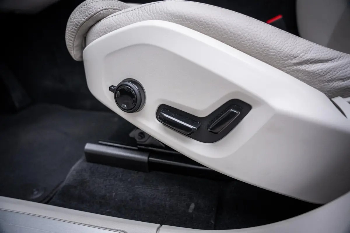 2.0 T6 Plug-In Hybrid AWD Plus Bright Pano-dak|H&K|Memory|ACC|Stoel&Stuurverw.|Dealer-onderhouden